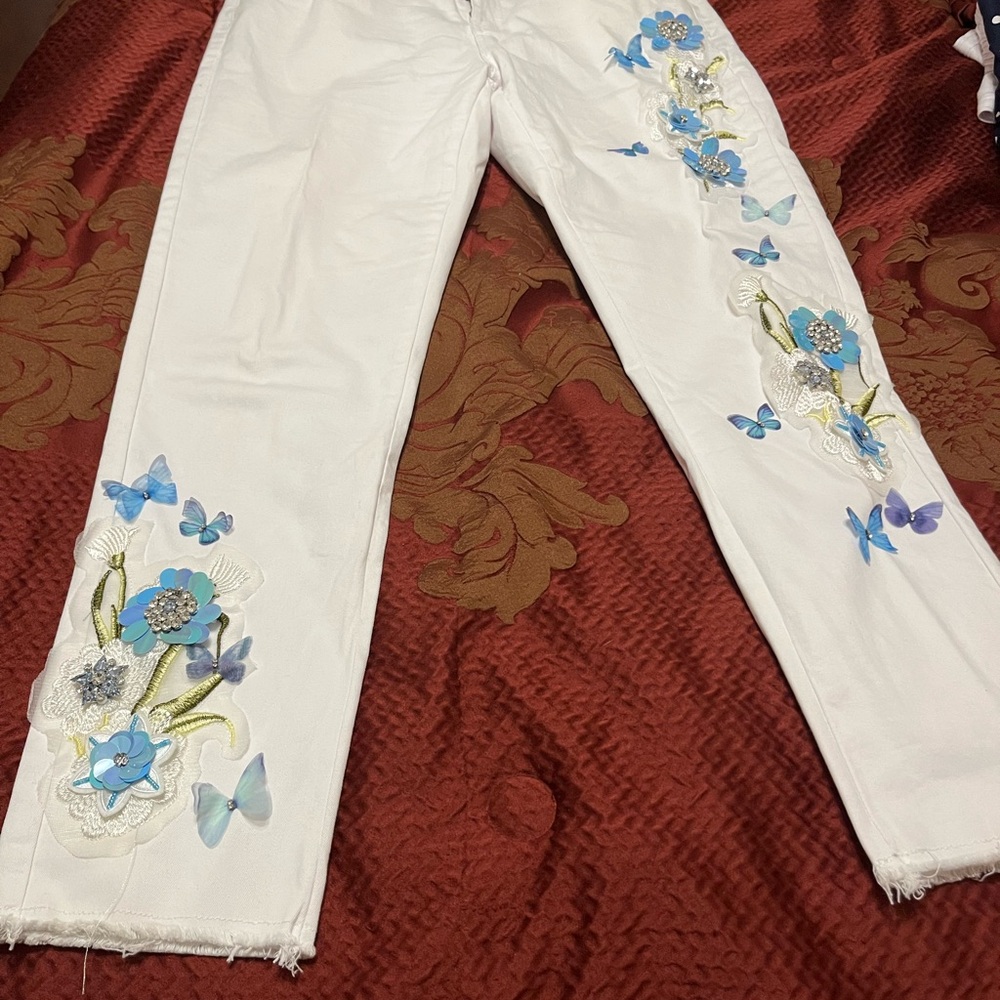 Boston Proper White Jeans with Blue Embroidery